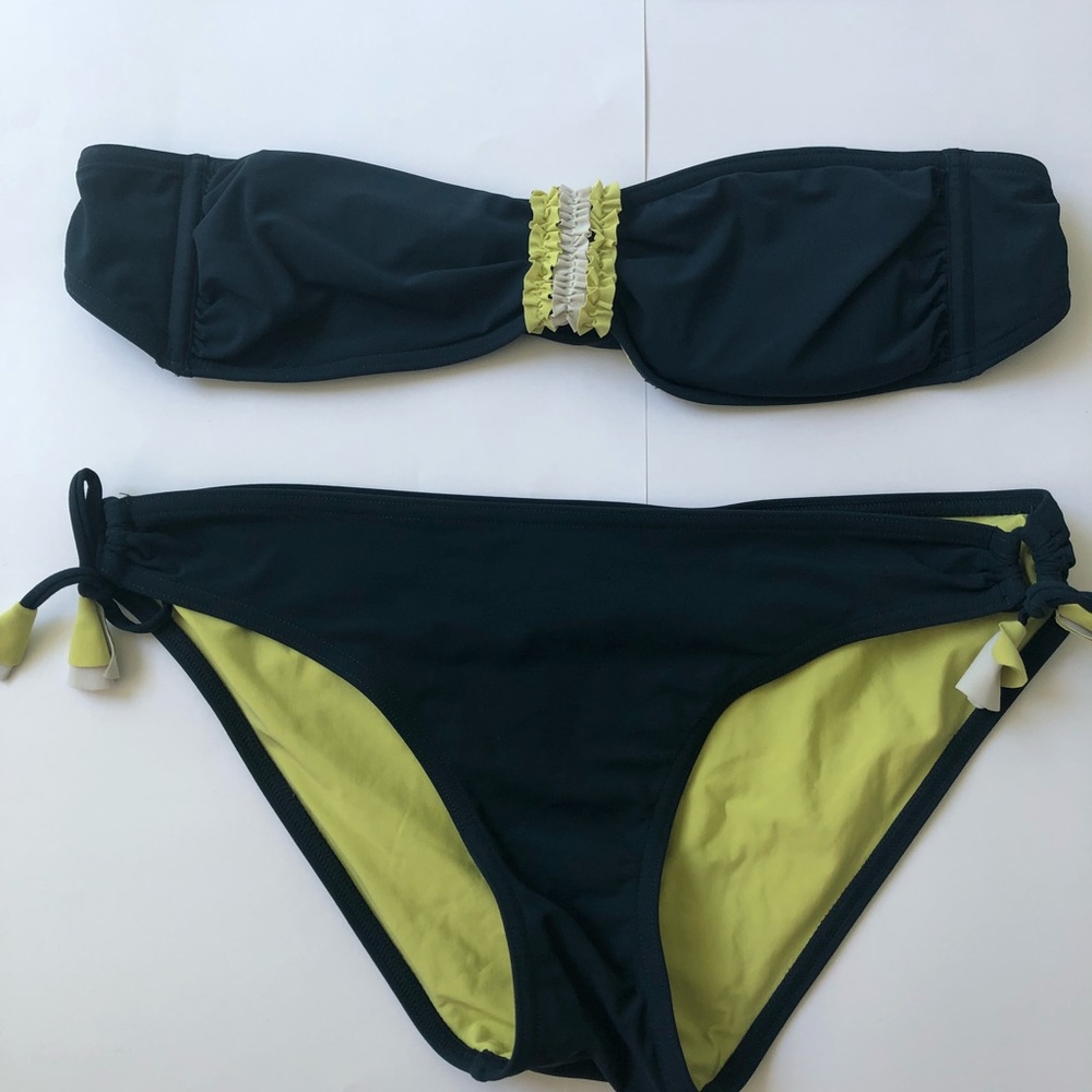 Gapbody Bikini Set - image 1
